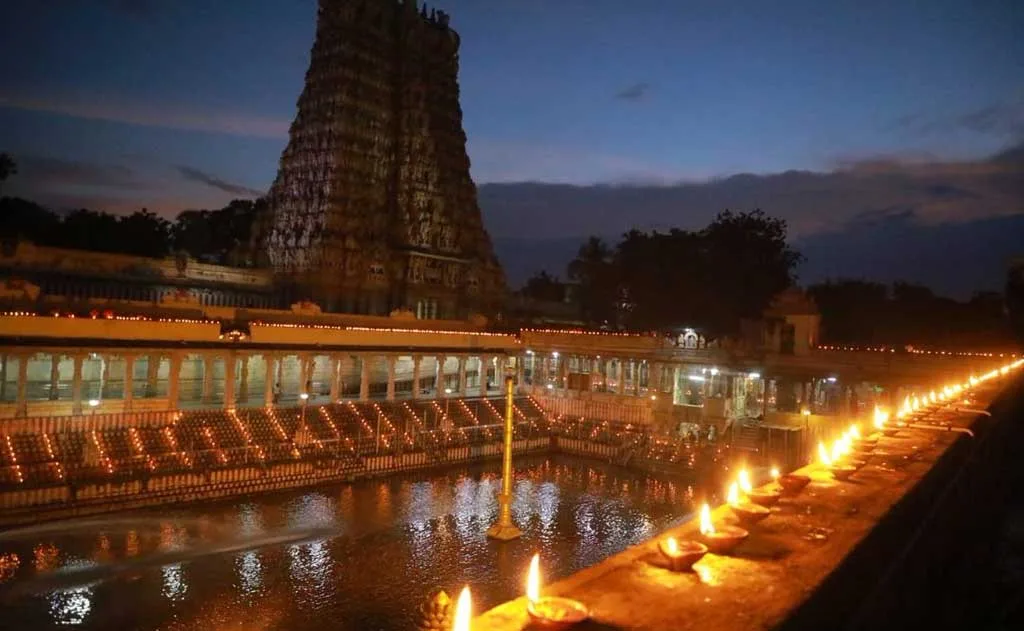 मीनाक्षी अम्मन आलंकार