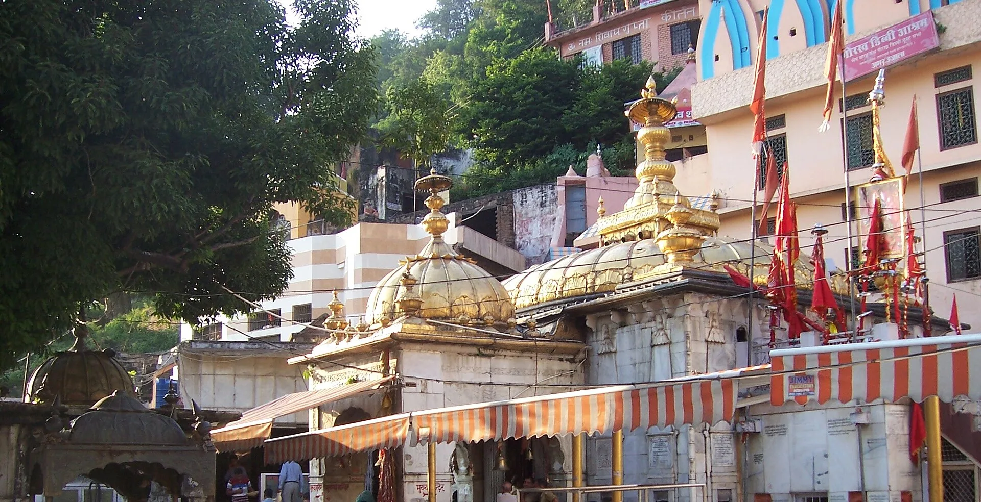नवरात्रि 2026 में हिमाचल के शक्ति मंदिर: ज्वाला जी, चिंतपूर्णी, नैना देवी, चामुंडा और ब्रजेश्वरी देवी